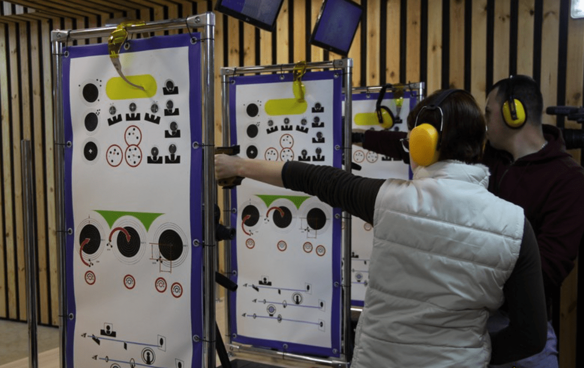 Українка за 6,5 млн гривень відремонтує тир