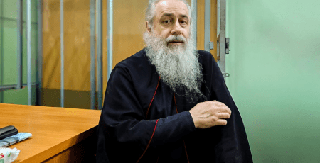 Суд звільнив намісника Святогірської лаври під домашній арешт