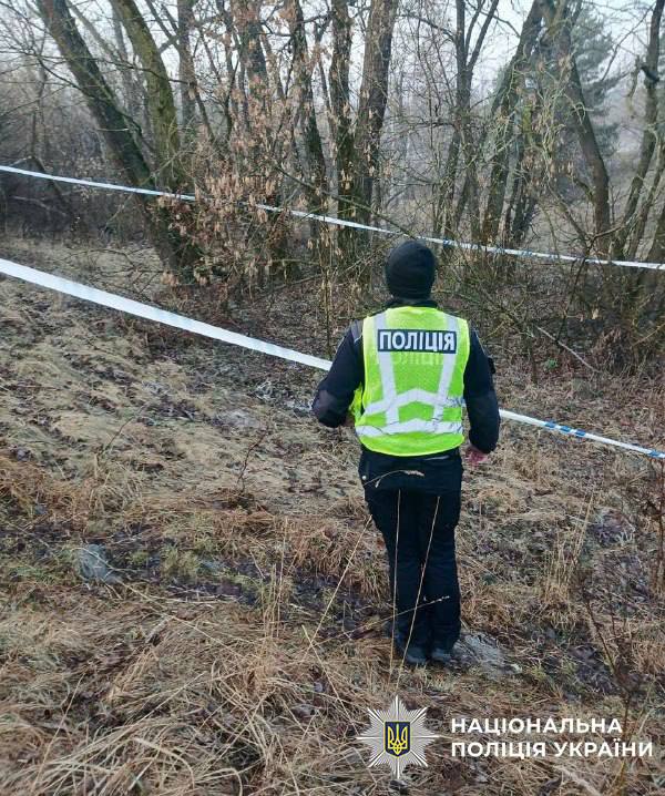 Поблизу Подільсько-Воскресенського моста виявили нездетоновану бойову частину БпЛА