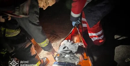 На Белоцерківщині дівчина, яка святкувала день народження, впала у шахту закинутої станції (фото)