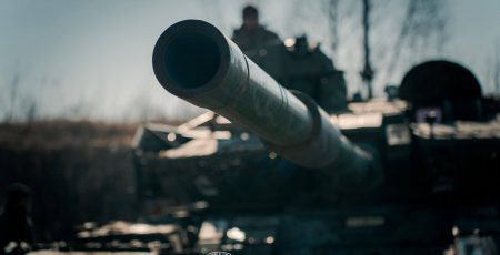 Ворог за добу втратив 980 осіб, 1609 БПЛА та гелікоптер, - Генштаб ЗСУ