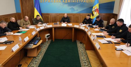 Питання подальшого системного розмінування територій лісництв Іванківської та Макарівської громад розглянули учасники наради в КОДА