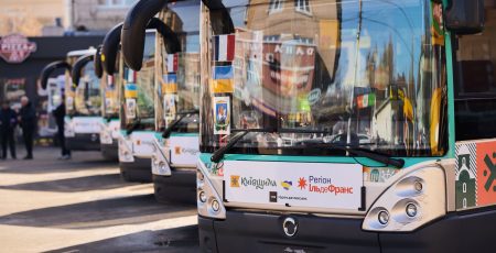 Микола Калашник: Васильківській громаді передали 5 автобусів від французького регіону Іль-де-Франс