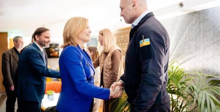 Кличко на зустрічі з президенткою Бундестагу подякував Німеччини за енергетичну допомогу Києву та за ракети для ППО