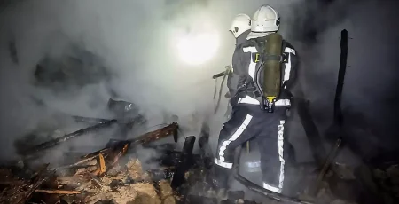 На Обухівщині сталася пожежа у двох недобудованих будинках