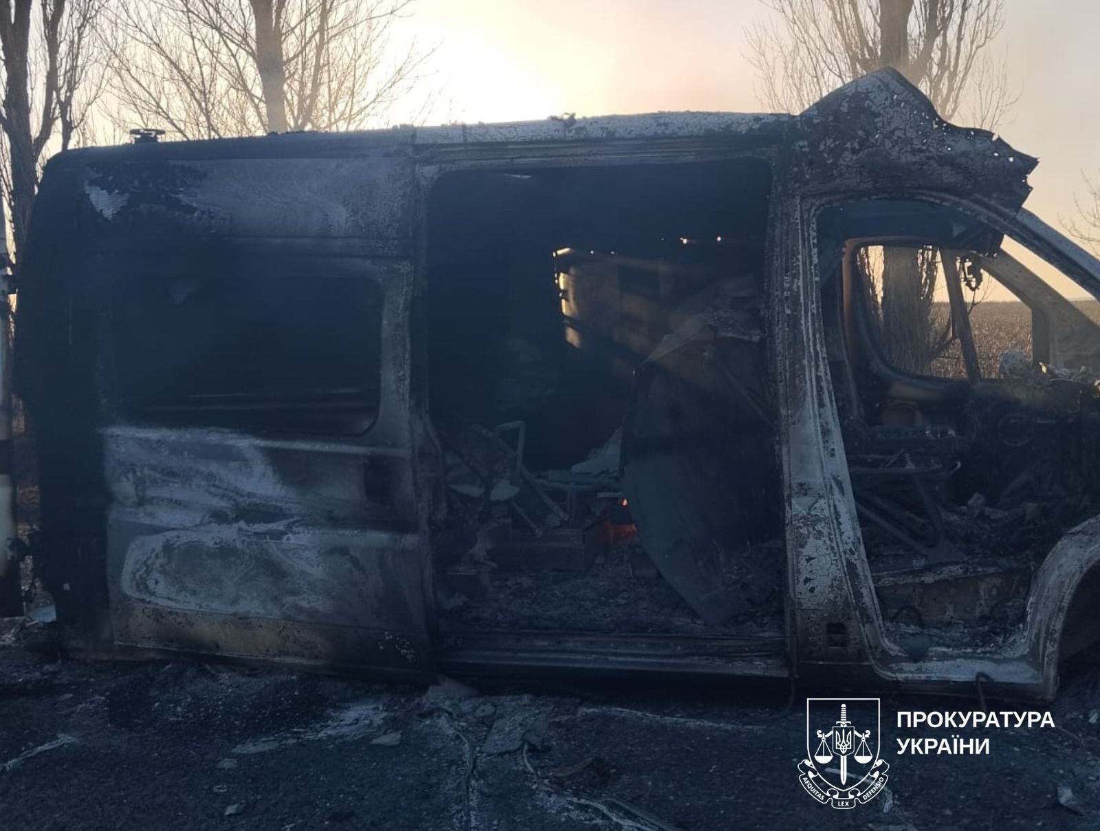 На Харківщині російський FPV-дрон атакував швидку - вбито двох медиків