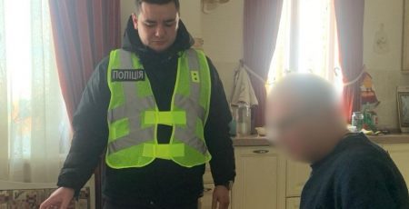 У Києві після операції на носі пацієнт втратив зір на одне око - лікарю повідомили про підозру