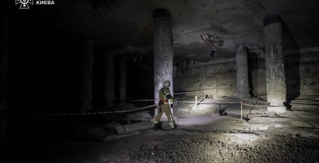 На Поштовій площі юний шукач пригод провалився у розкопки вулиці ХI–XII століття
