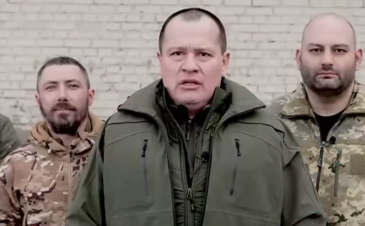 Бійці 413 полку «Рейд» СБС отримали від волонтерів комплектуючі для дронів та генератори - Артур Палатний