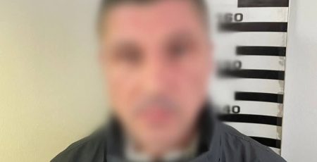 У Києві судитимуть 52-річного зловмисника за зґвалтування неповнолітньої дівчини