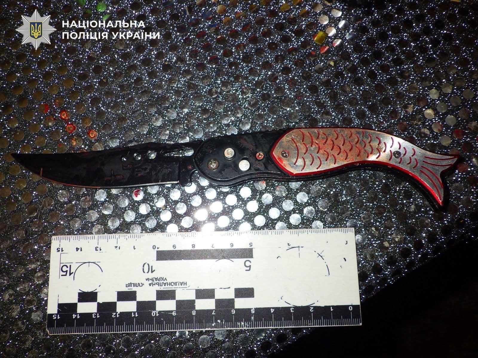 У Києві затримали чоловіка, який під час конфлікту поранив знайомого ножем