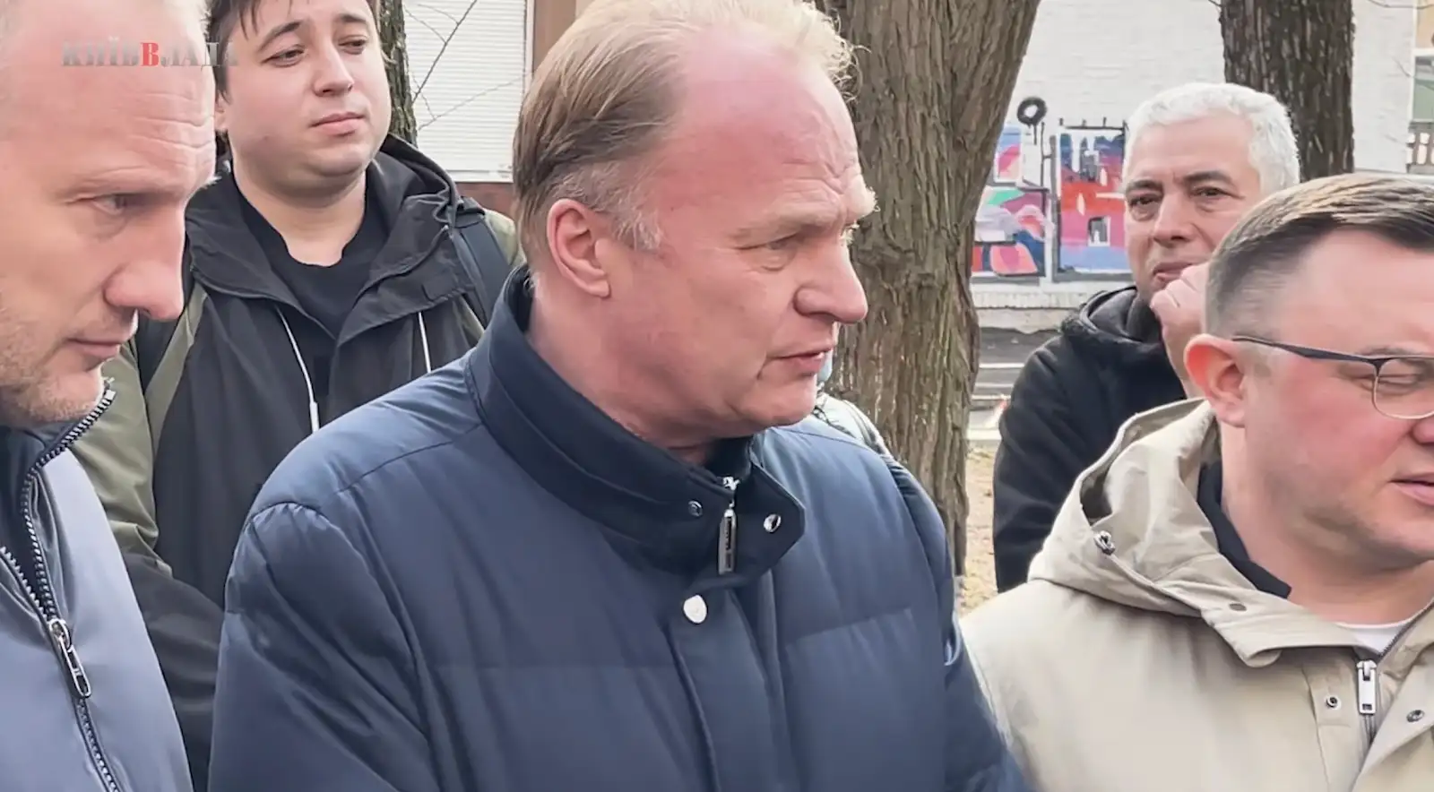 «Потрібно було звертатися до РДА»: у КМДА пояснили відселення мешканців аварійного будинку на Теліги