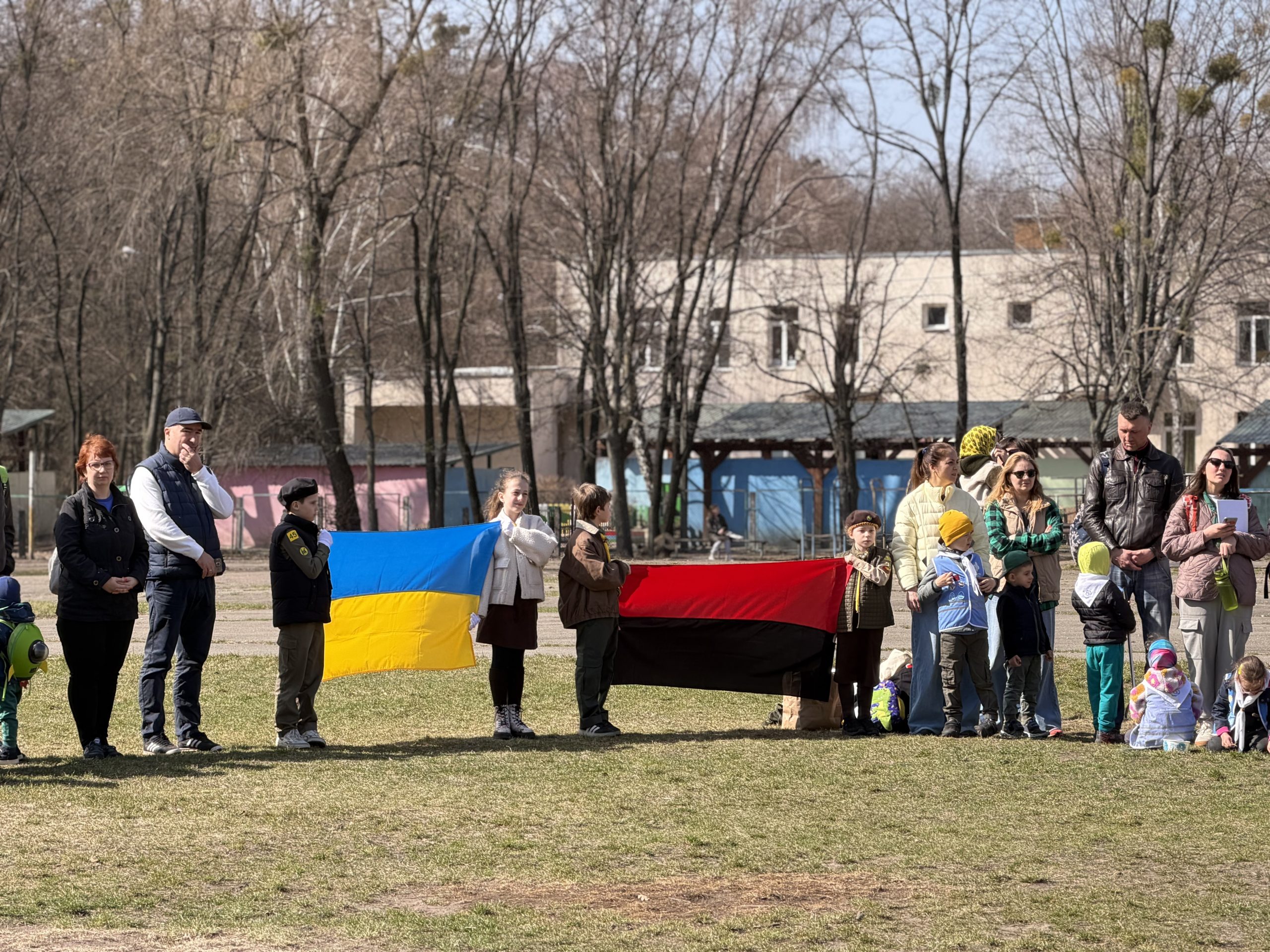 На толоці у Києві понад 350 учасників прибрали урочище "Теремки"