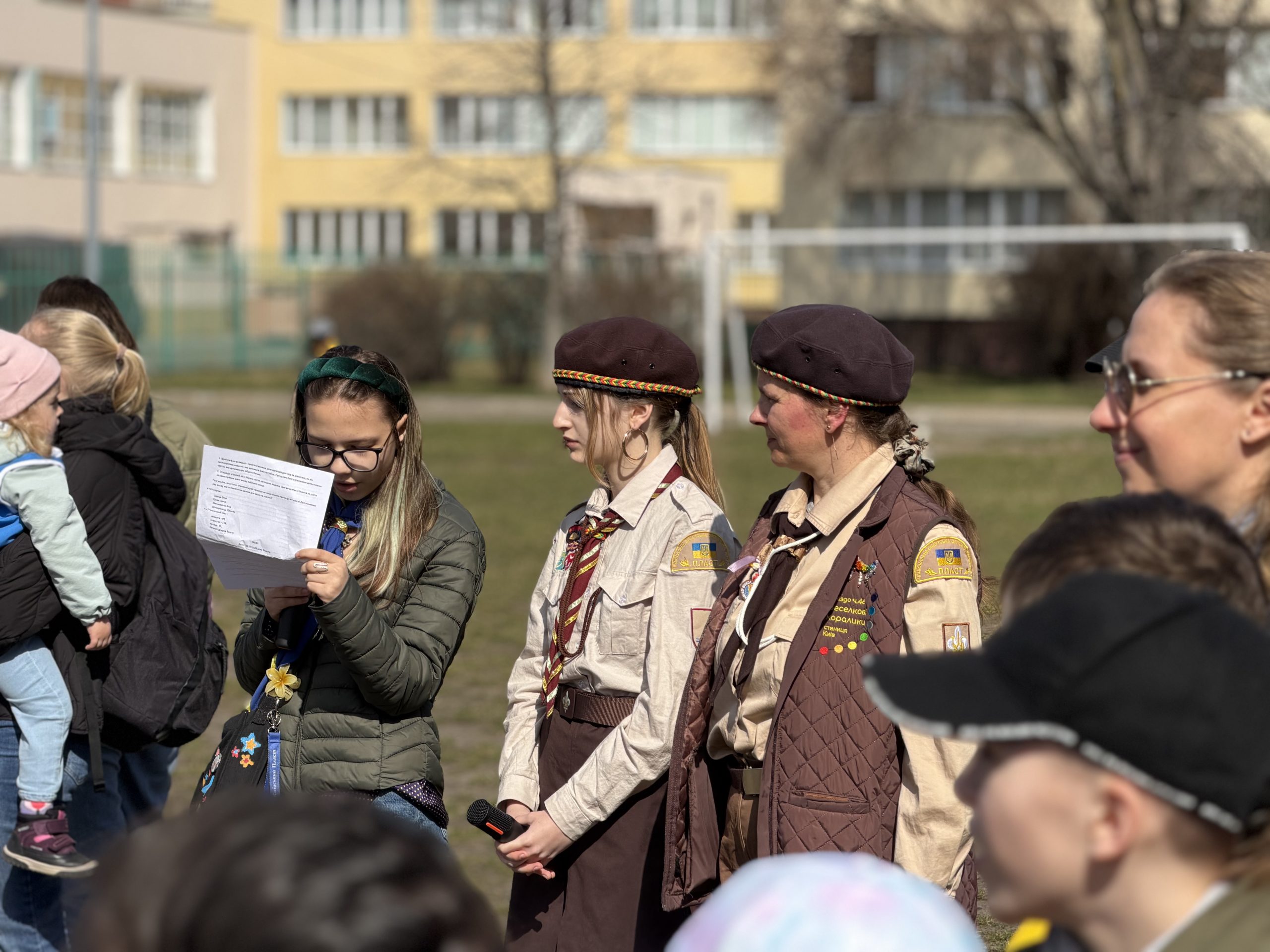 На толоці у Києві понад 350 учасників прибрали урочище "Теремки"