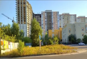 Київрада вирішила земельне питання під одним із “колишніх” ЖК Войцеховського
