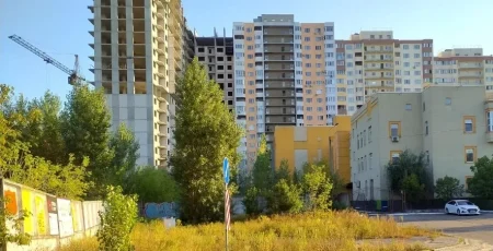 Київрада вирішила земельне питання під одним із “колишніх” ЖК Войцеховського