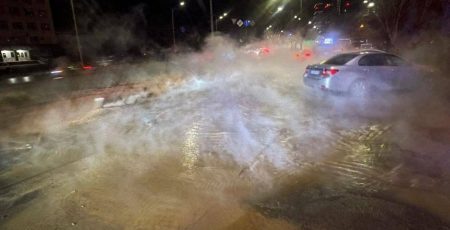 На столичному Голосіївському проспекті змінено рух транспорту через прорив тепломережі