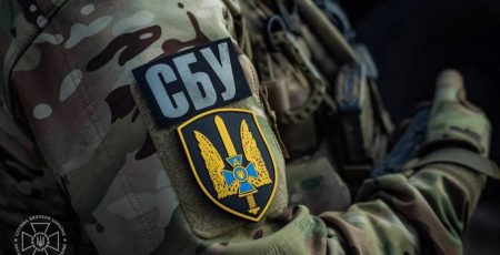 НАБУ заявляє про безпідставне затримання співробітника працівниками СБУ