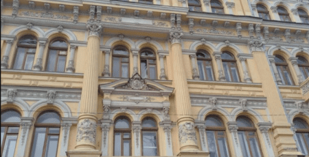 У Харкові внаслідок обстрілу рф пошкоджено будівлі університету імені Котляревського