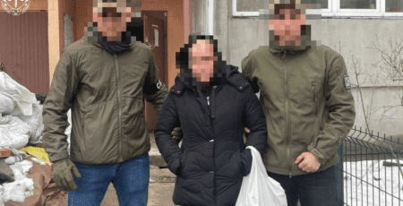 Правоохоронці затримали 34-річну киянку, яка фотографувала для рф наслідки ударів по ТЕЦ