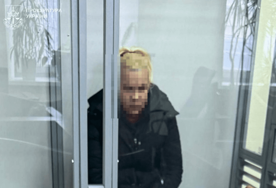 Правоохоронці затримали 34-річну киянку, яка фотографувала для рф наслідки ударів по ТЕЦ