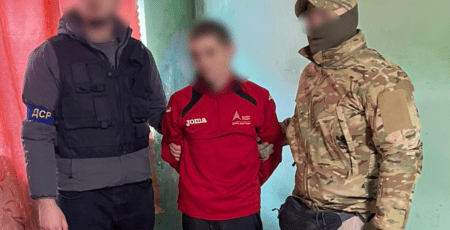 Нацполіція заблокувала наркотрафік до Київського СІЗО та Старобабанівської виправної колонії (фото)