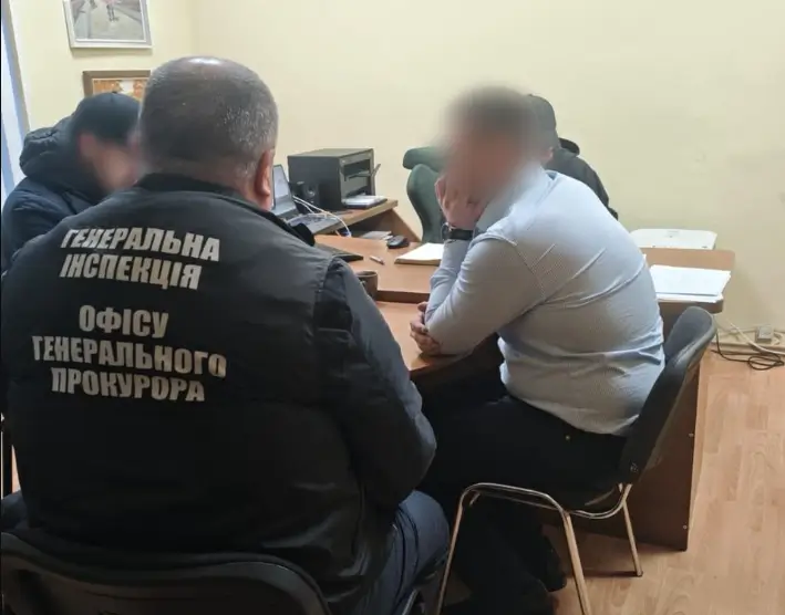 Двом прокурорам з Броварів, яких викрили на хабарі, повідомлено про підозру