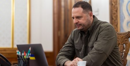 Ексголову ОП Єрмака охороняє СБУ, - нардеп