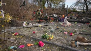 Поминальні дні: У Києві від суботи, 18 квітня, до середи включно патрулюватимуть понад 30 кладовищ