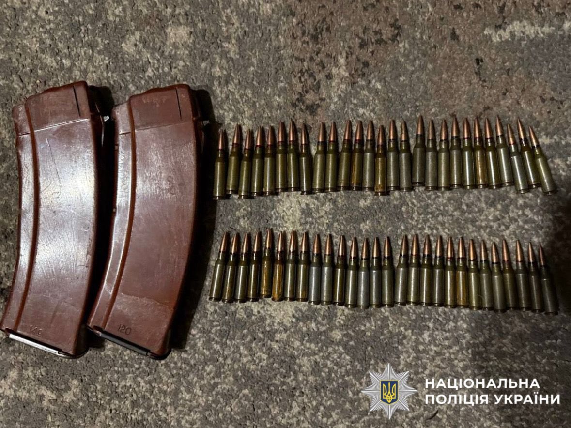 Мешканець Броварщині незаконно зберігав боєприпаси та вибухову речовину