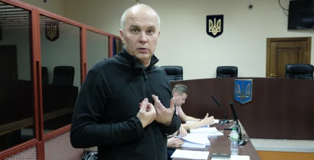 Суд відпустив підозрюваного у державній зраді Шуфрича з СІЗО та призначив домашній арешт