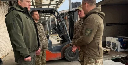 Волонтери "Української команди" передали партію генераторів 110 бригаді ЗСУ, - Палатний