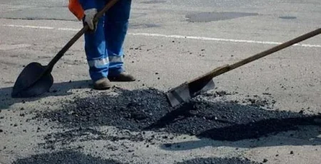 Ямковий ремонт доріг Печерського району оцінили в 2 млн гривень