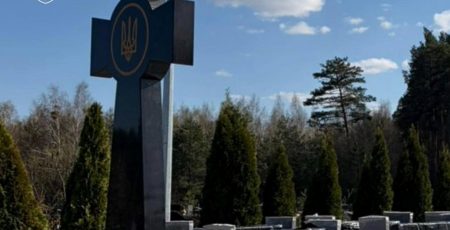 Могильні хрести на “заробіток”: Прокуратура Київщини викрила розтрату бюджетних коштів на святому