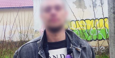 Киянин напідпитку вештався бульваром Верховної Ради з пістолетом і погрожував перехожим