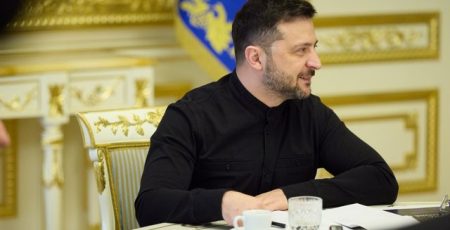 Зеленський ввів у дію санкції проти командирів росармії та росцеркви