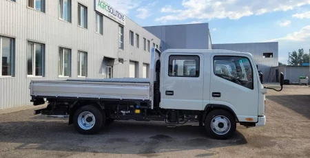 Бориспіль за 4,3 млн гривень купить 2 китайські бортові вантажівки