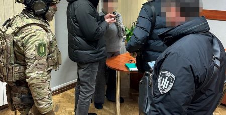 Фіктивне опікунство: Посадовців РДА Києва судитимуть за схему ухилянтства