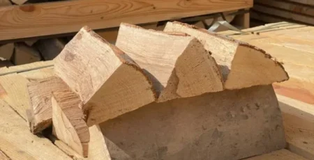 Для пожежників Білої церкви за 998 тис гривень куплять дрова для опалення