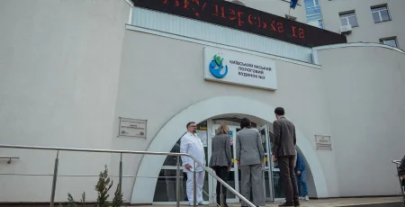 У Києві в пологовому будинку на Мостицькій відкрили безбар’єрний простір