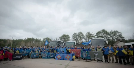 Четверо воїнів з Київщини повернулися додому внаслідок чергового обміну полоненими