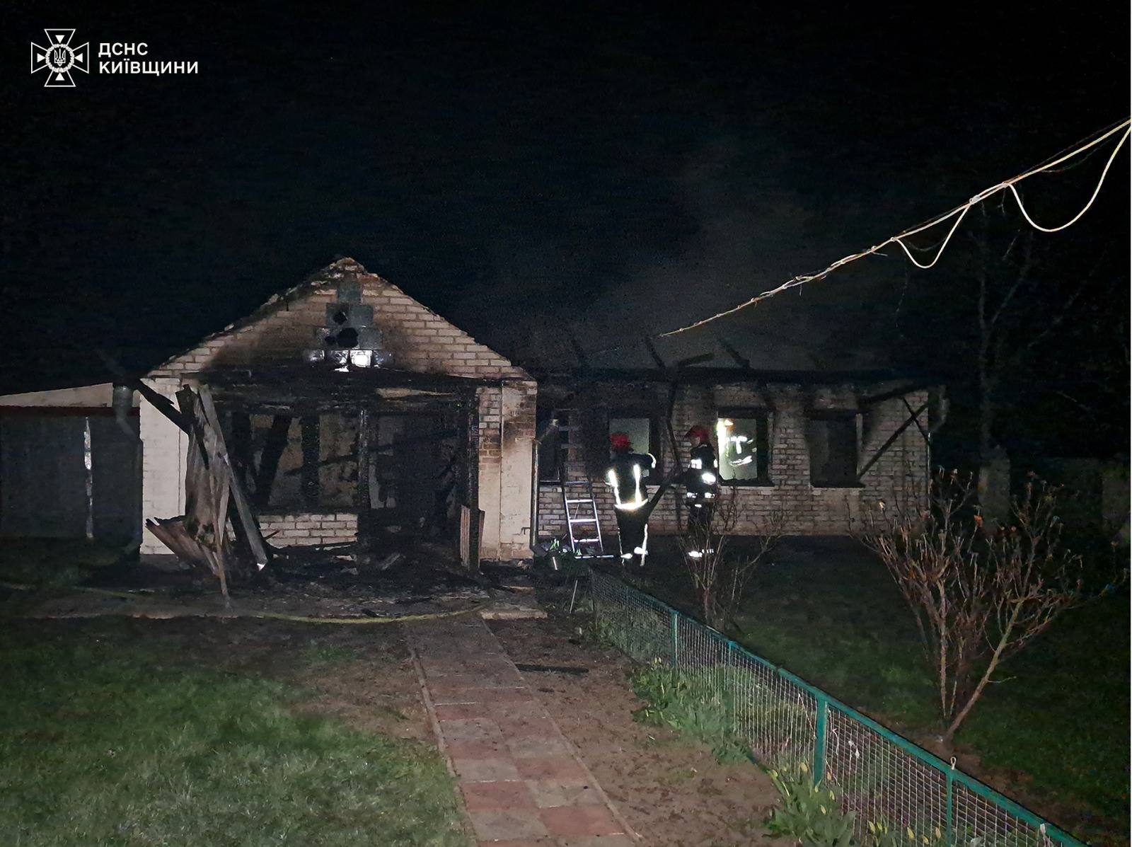 На Обухівщині під час пожежі в будинку загинула жінка