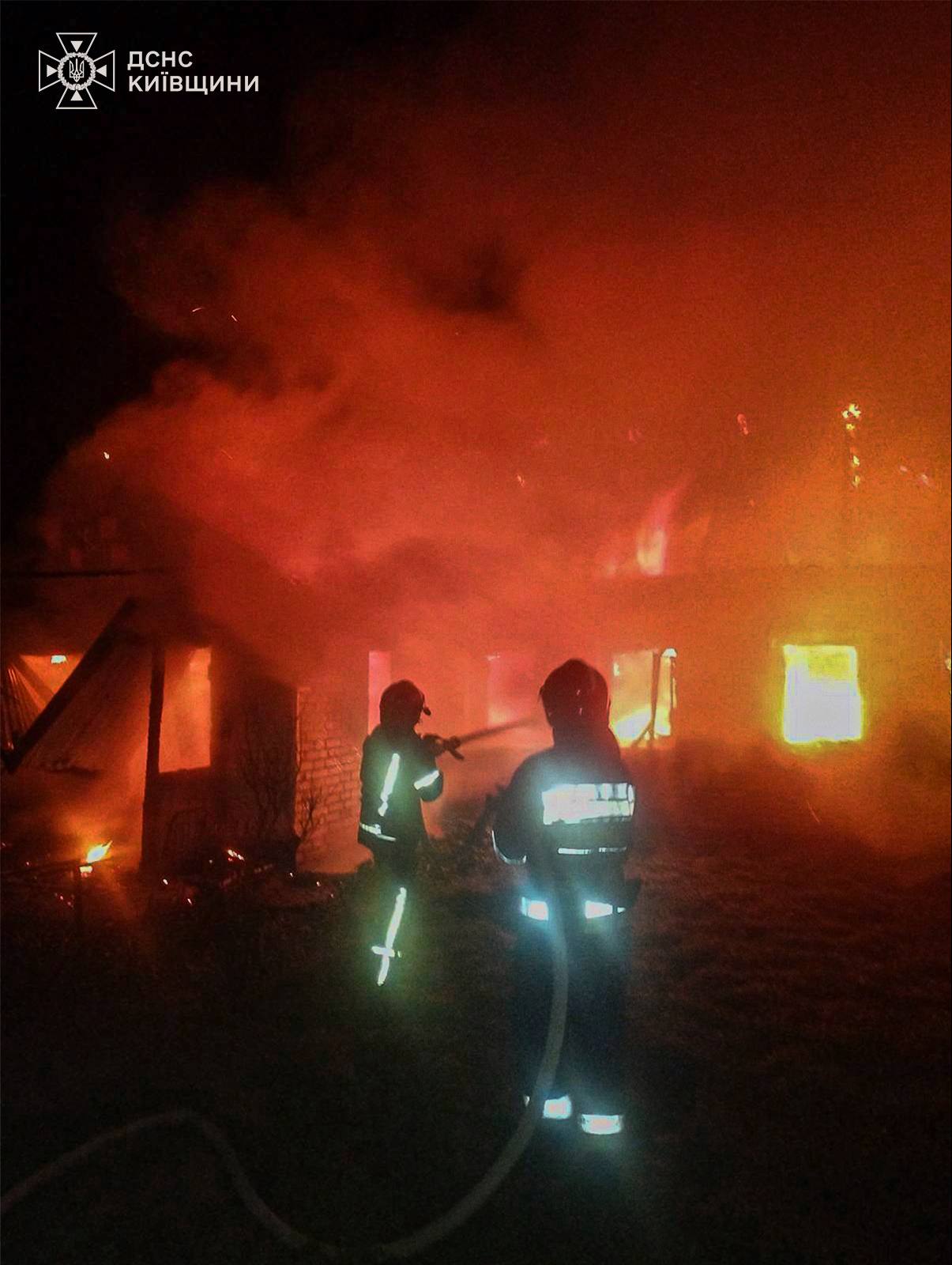 На Обухівщині під час пожежі в будинку загинула жінка