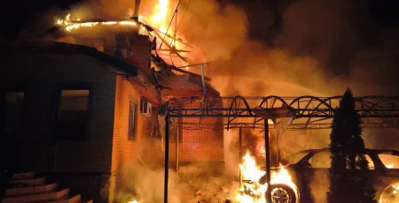 Пораненого внаслідок атаки дронів на Бровари прооперували, життю загрози немає - мер Сапожко