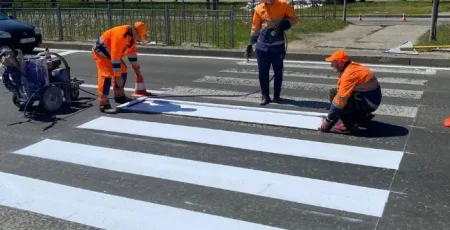 Оболонські дорожники витратять 11 млн гривень на матеріали для нанесення дорожньої розмітки