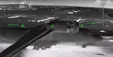 У Криму Сили безпілотних систем ЗСУ та ГУР уразили літак Ан-72П та базу БпЛА "Оріон" (відео)