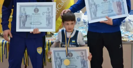 Трирічний борець з Київщини Леон Козаченко став рекордсменом України