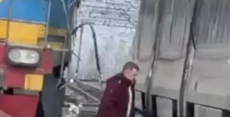 Поїзд “Інтерсіті+” Київ — Перемишль зіткнувся з тепловозом, попередньо без постраждалих