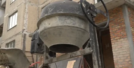 Пошкоджений росіянами будинок на Ніщинського відремонтують за 6,4 млн гривень