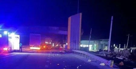 На Обухівщині вантажівка на смерть збила чоловіка на кріслі колісному